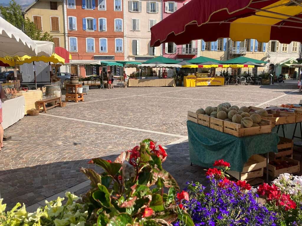 Mangez au marché de Barcelonnette et découvrez les produits locaux