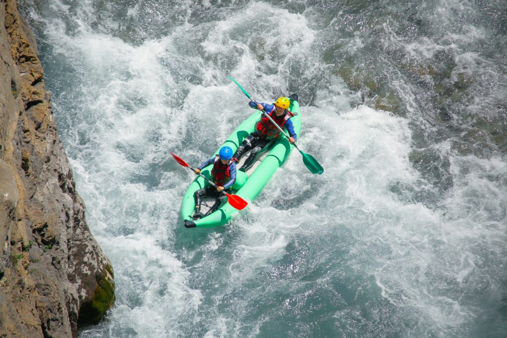 Kayak à coté de Barcelonnette sur l'Ubaye