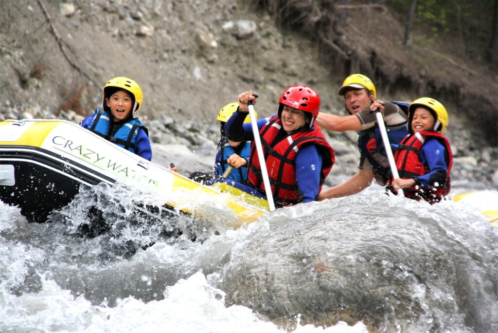 Vivez une aventure unique de rafting en Famille a Ubaye