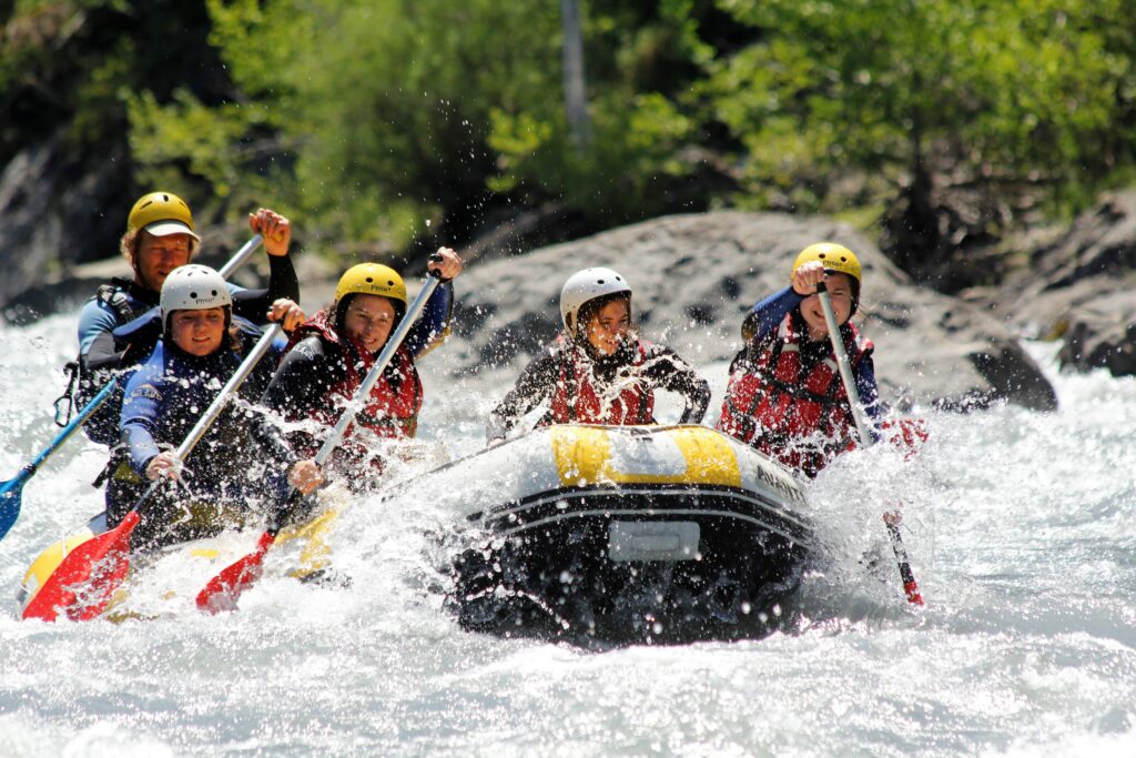 Découvrez le rafting sur l'Ubaye et le lac de Serre Ponçon