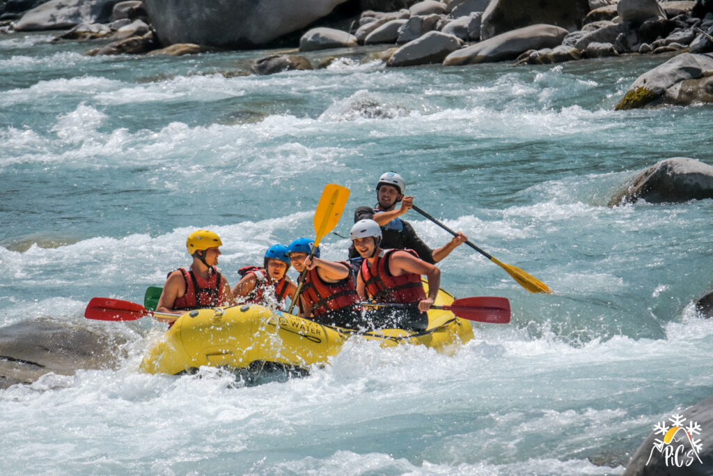 rafting descent in France in 04, discover the most beautiful rivers of the Alps