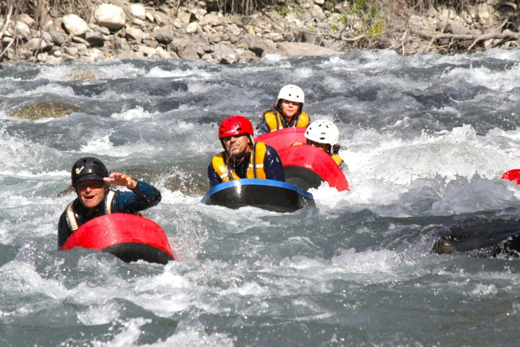 Vivez l'hydrospeed Barcelonnette dans les Alpes avec votre Guide de crazy Water.