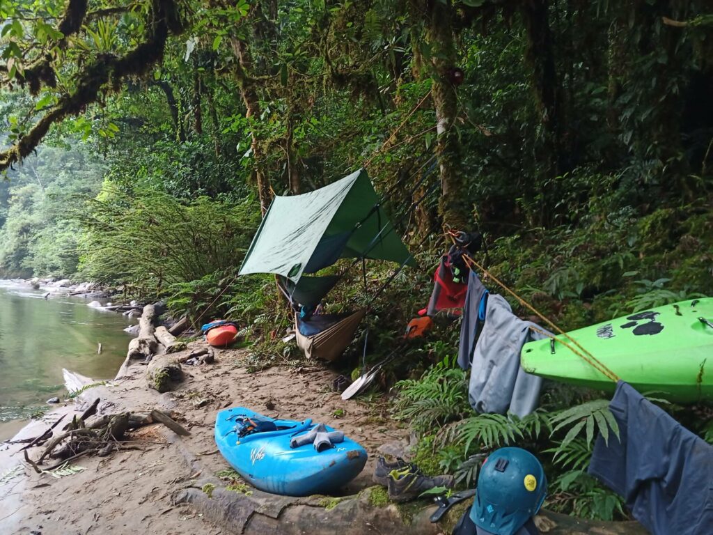 Bivouac in Kayak