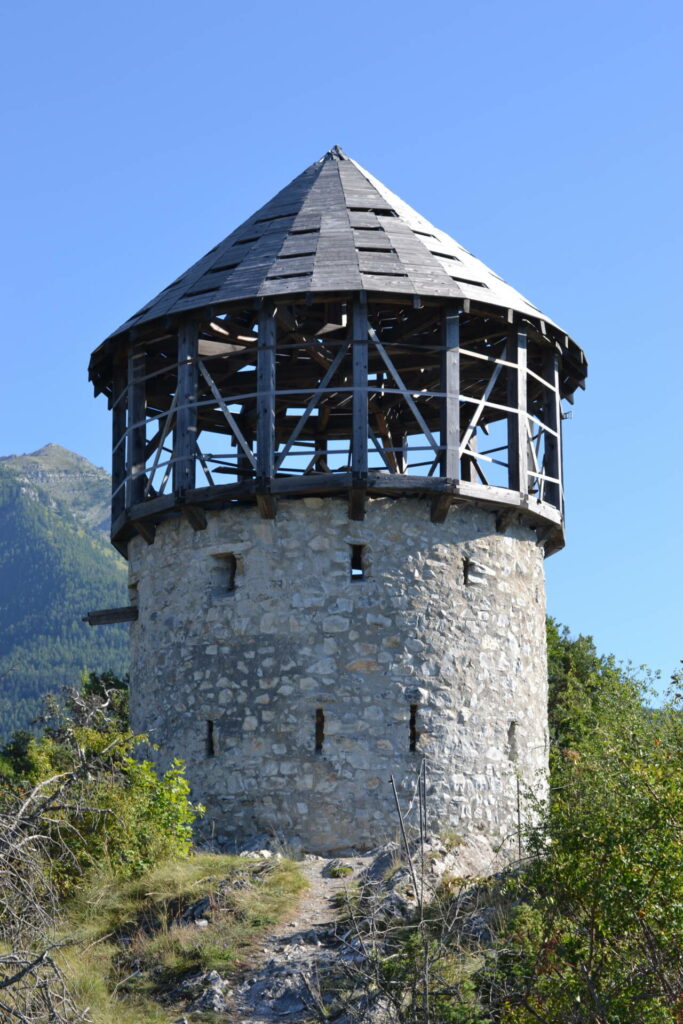 Ubaye-kas Ponçon: de doorwaadbare plaats van St. Vincent les forts