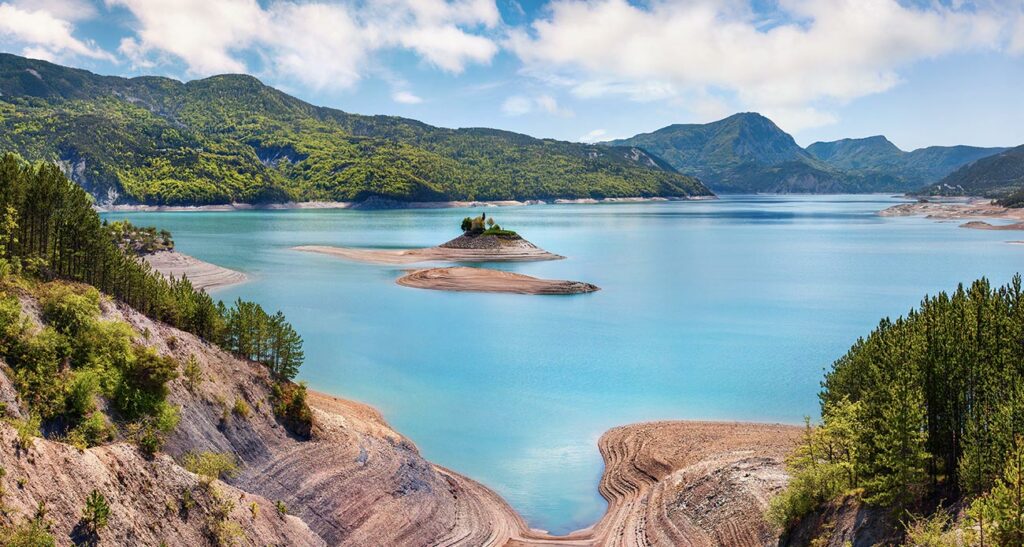 Lac de serre Ponçon