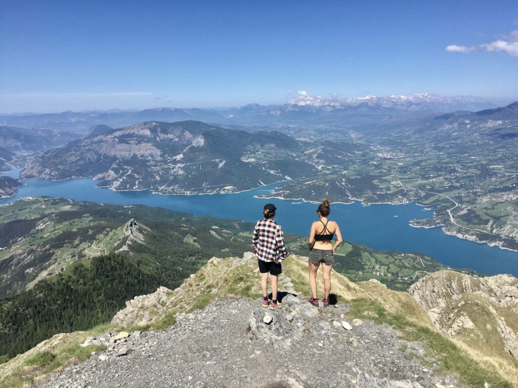 Lac de serre ponçon randonnée