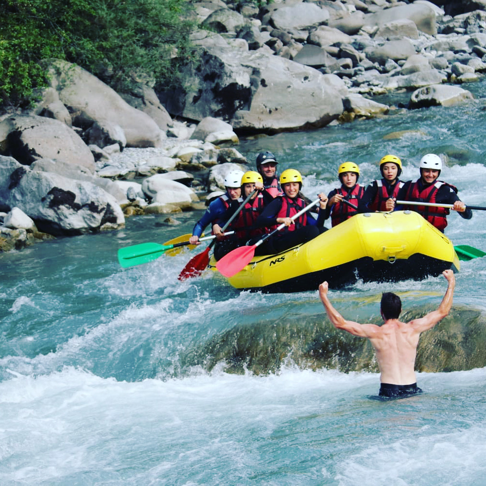 Wildwaterbaan op de Ubaye in de Alpen