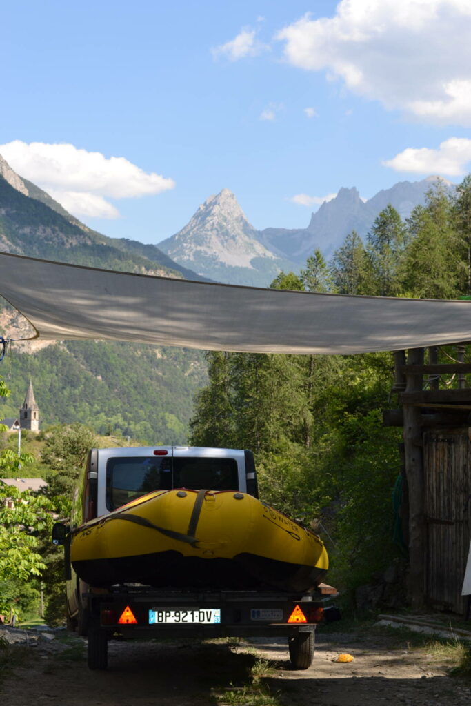 offre d'emplois Ubaye pour chauffeur en raft 